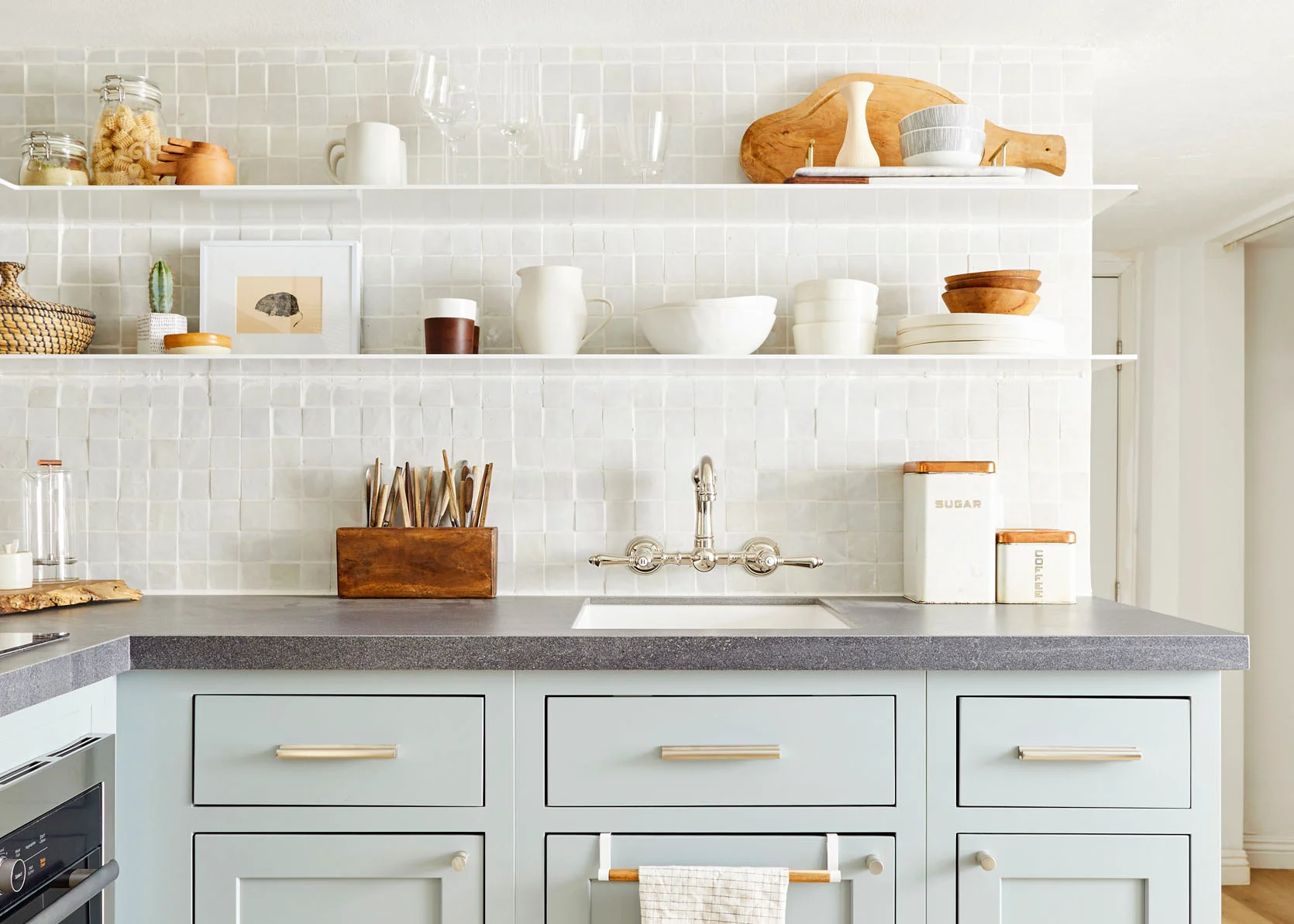 What are some easy-to-follow modular kitchen design steps? Image